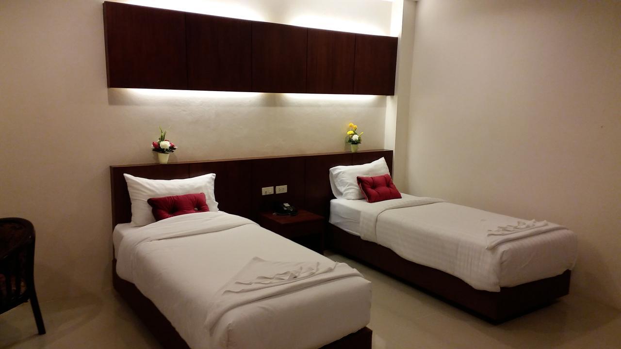 Hotel 7 Sky Residency à Patong Extérieur photo