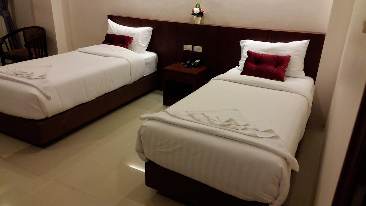 Hotel 7 Sky Residency à Patong Extérieur photo