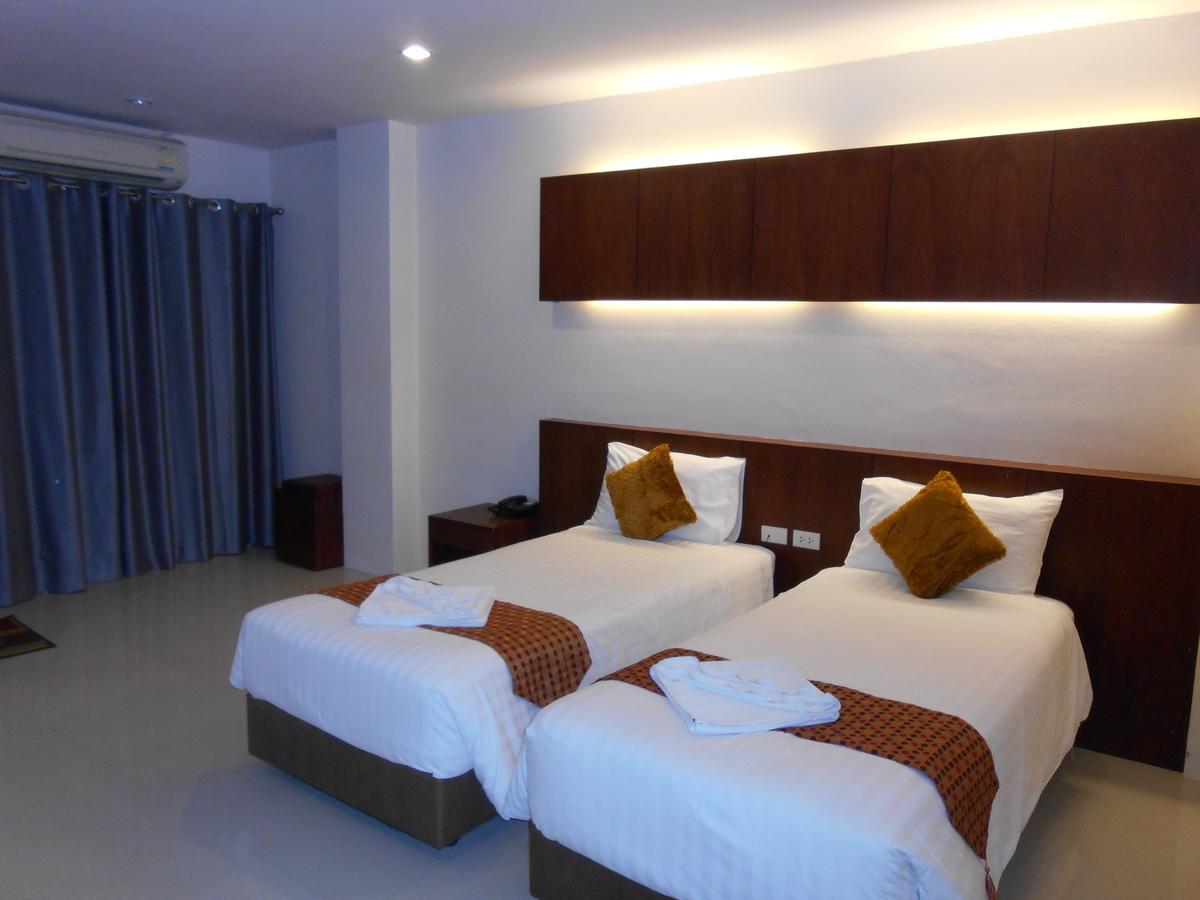 Hotel 7 Sky Residency à Patong Extérieur photo