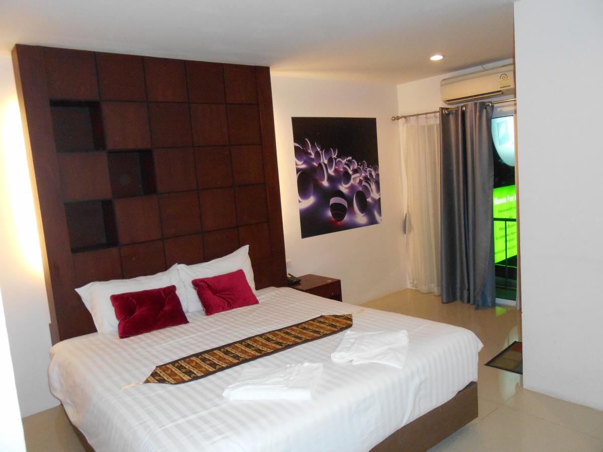 Hotel 7 Sky Residency à Patong Extérieur photo