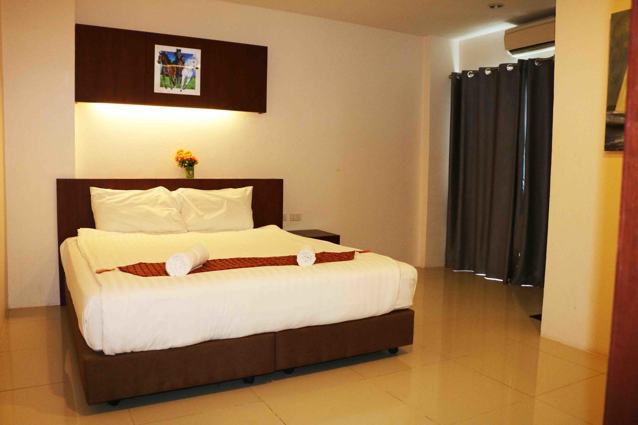 Hotel 7 Sky Residency à Patong Extérieur photo