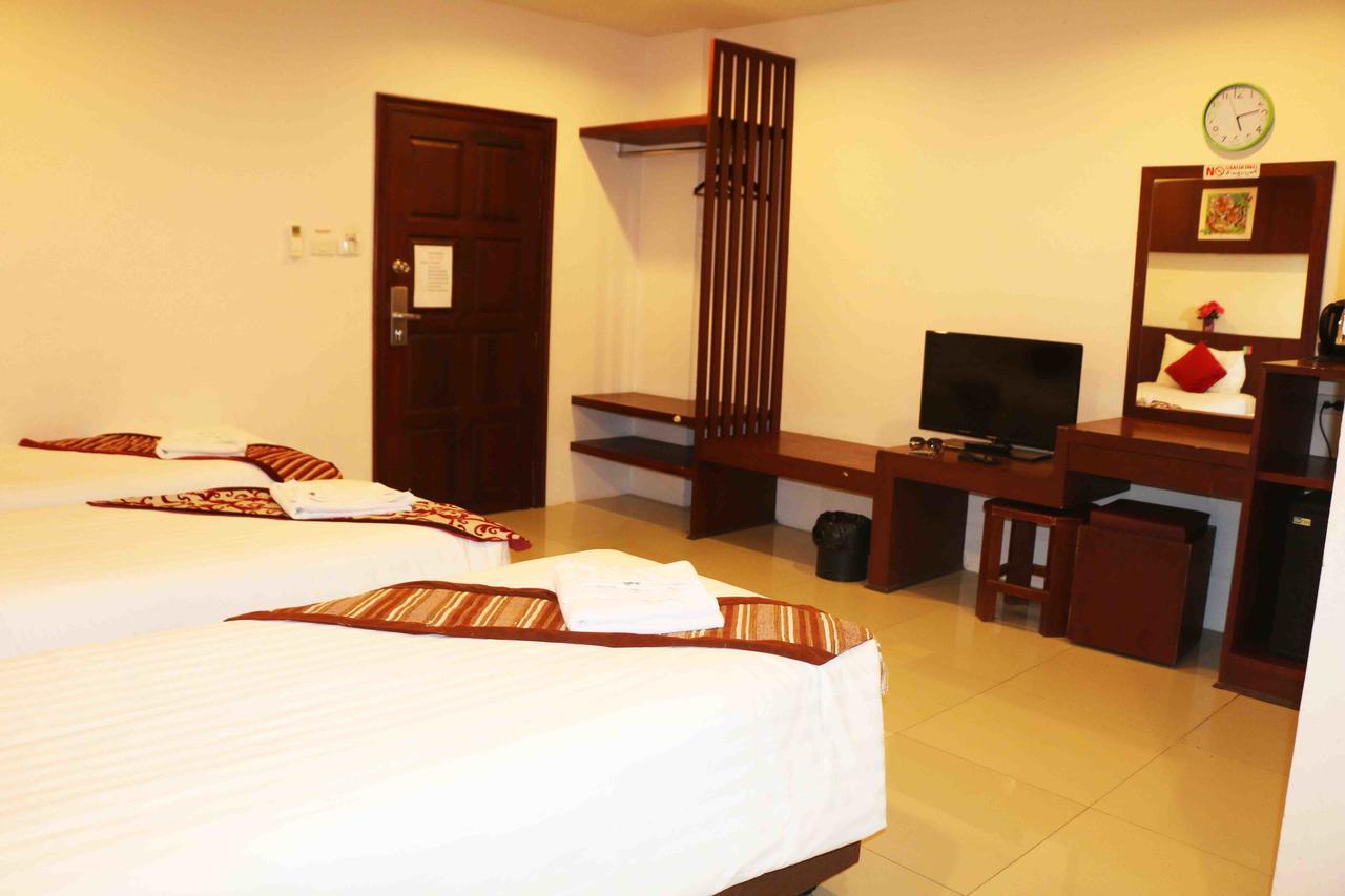 Hotel 7 Sky Residency à Patong Extérieur photo