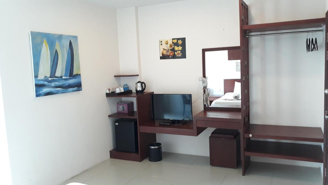 Hotel 7 Sky Residency à Patong Extérieur photo